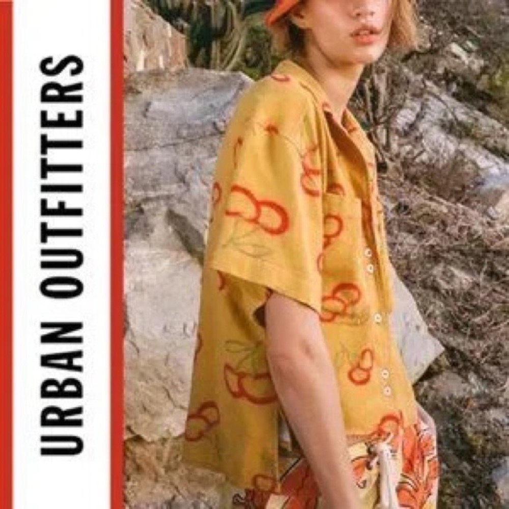Urban Outfitters/BDG | 'Aiden' Cherry Print Cropped Shirt